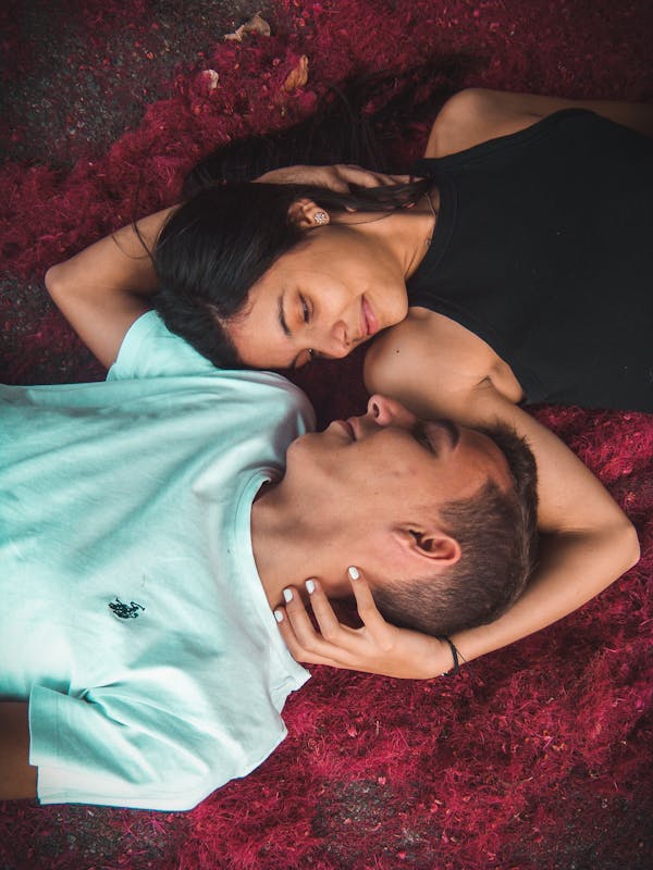 7 romantic Things To Say When He